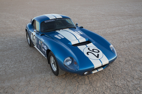 Bild Shelby Cobra Daytona Coupé (mit GFK-Karosserie) (2015) - zum 50. Jubiläum des Shelby-Sieges an der FIA-Weltmeisterschaft 1965