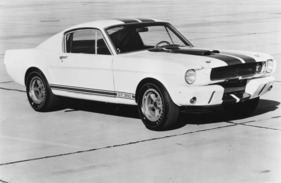 Shelby GT 350 R (1965) - Sportausführung ohne Stossstangen Shelby GT 350 R (1965) - Sportausführung ohne Stossstangen