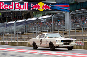 Shelby GT-350 R (1965) - Super Sixties - Red Bull Ring Classics 2023