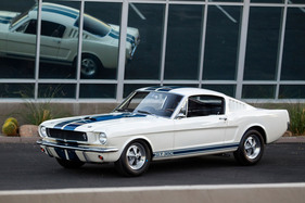 Shelby GT350 (1965) - als Lot 137 an der RM/Sotheby's Arizona Versteigerung 2021