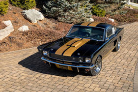 Shelby GT350H Fastback (1966) - als Lot 120 an der Bonhams Amelia Island Versteigerung am 8. März 2018