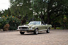 Image: Shelby GT500 KR Convertible (1968) - as lot 73 at the Bonhams Scottsdale auction on January 25, 2024