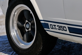 Shelby Mustang GT 350 (1966) - der berühmte Schriftzug