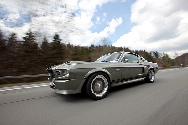 Bild: Shelby Mustang GT 500 (1967) - fühlt sich beim Cruisen besonders wohl - schweizerische Eleanor