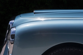 Siata Daina 1400 Berlinetta (1950) - Lufteinlass auf der Kühlerhaube