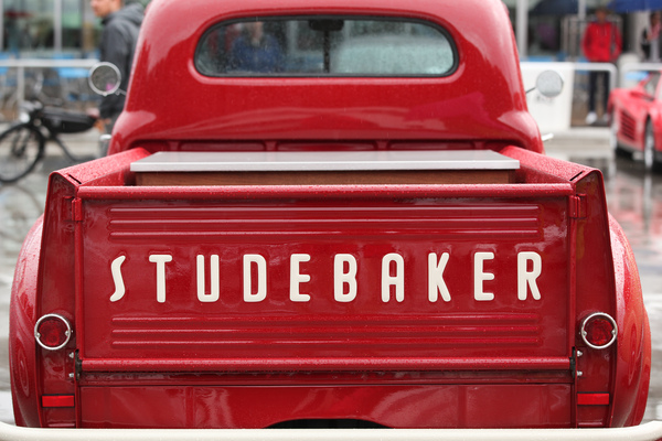 Sicherlich hierzulande eine rare Erscheinung - Pickup-Truck von Studebaker - Dolder Classics September 2015