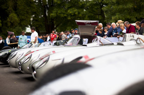 Sieben der acht gebauten Mercedes-Benz 300 SLR vereinigt - Goodwood Festival of Speed 2015