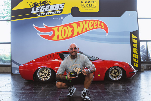 Bild: Sieger Pascal Klein mit seinem Puma GTE - Hot Wheels Legends Tour Germany Finals 2022