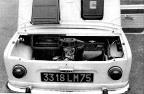 Simca 1000 (1961) - um den Motor hineinzubekommen, wurde er um 15 Grad geneigt