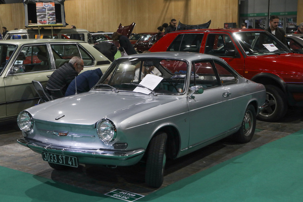 Simca 1000 Coupé Bertone (1962) - angeboten für EUr 22'000 - Rétromobile Paris 2024