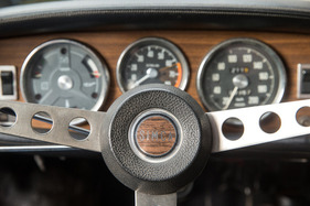Simca 1200 S (1970) - Simca-Schriftzug auf dem Hupknopf