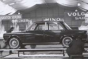 Simca 1500 (1963) - Auf erhöhter Platttform am Autosalon Genf 1963