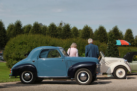 Simca 6 Faux Cabriolet (1949) - basierte auf dem Fiat Topolino 500, hatte aber einen "erwachseneren" Kühlergrill - Classic-Gala Schwetzingen 2020