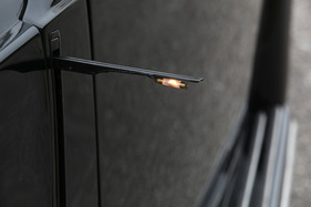 Simca «8» 1200 (1950) - Winker für die Richtungsanzeige - die Abdeckung fehlt hier