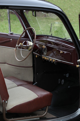 Simca «8» 1200 (1950) - gute Rundumsicht im kleinen Simca