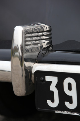 Simca «8» 1200 (1950) - prachtvolle Chromdetails