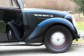 Simca «8» 1200 (1950) - überzeugt noch heute mit einer gewissen Eleganz