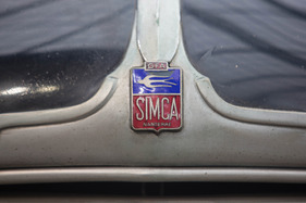 Simca 8 1200 Sport Coupé Figoni et Falschi (1951) - wurde als Lot 336 an der Bonhams Auktion im Grand Palais in Paris am 6. Februar 2014 versteigert