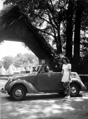 Simca 8 (1950) - als vollständig zu öffnendes Cabriolet Décapotable