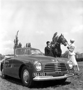 Simca 8 Cabriolet Sport (1950) - hübsches Auto schön abgelichtet