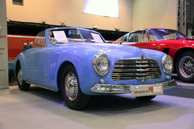 Simca 8 Sport (1950) - bei Facel gebautes Cabriolet auf Simca-8-Basis, zu kaufen für 62'500 Euro (Techno Classica 2013)