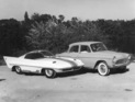 Simca Aronde (1960) - die vergleichsweise konservative Limousine neben einem futuristischen Experimentalfahrzeug