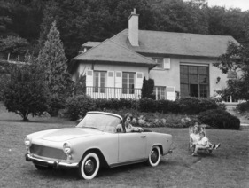 Simca Aronde Océane (1962) - Cabrio-Version des letzten Baujahres - wenn die fesche Tante vorbeikommt ....