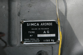 Simca Aronde Plein Ciel (1960) - Das Typenschild mit Chassis-Nummer