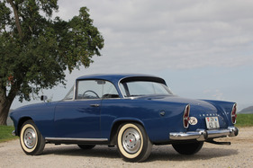 Simca Aronde Plein Ciel (1960) - Mancher fühlte sich an den amerikanischen Thunderbird erinnert Simca Aronde Plein Ciel (1960) - Mancher fühlte sich an den amerikanischen Thunderbird erinnert