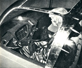 Simca Fulgur (1958) - Futuristisches Cockpit Simca Fulgur (1958) - Futuristisches Cockpit