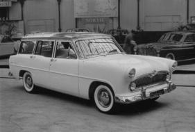 Simca Vedette Marly (1955) – auf dem Pariser Salon im Oktober 1954