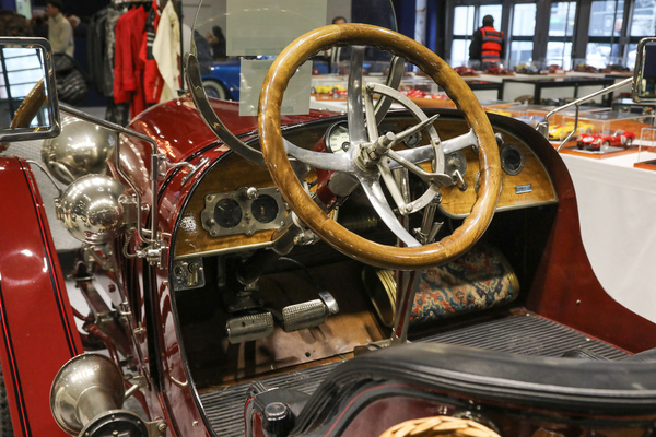 Simplex-Crane Model 5 Double Phaeton (1916) – Artcurial-Versteigerung – Rétromobile Paris 2025