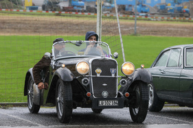 Singer Nine Le Mans (1935) - es gibt kein falsches Wetter, nur die falsche Kleidung - am 48. FNA-Treffen in Triengen 2022 Singer Nine Le Mans (1935) - es gibt kein falsches Wetter, nur die falsche Kleidung - am 48. FNA-Treffen in Triengen 2022