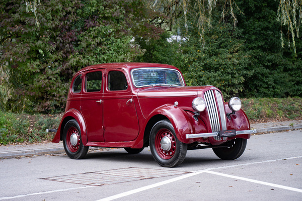 Image: Singer Super 10 Saloon (1947) - as lot 12 at the "Classic Automobiles & Motorcycles" auction of the Oldtimer Gallery in Toffen on October 18, 2025