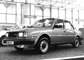 Skoda 105 S - optisch und technisch verjüngt, immer noch günstig - am Genfer Automobilsalon 1984