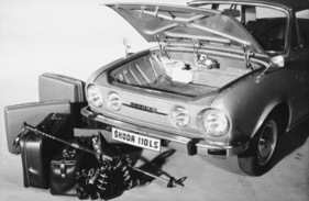 Škoda 110 LS (1973) – Dank Heckmotor viel Platz unter der Fronthaube