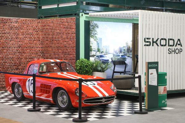 Skoda 1100 OHC Coupé (1959) - sportlich unterwegs mit Skoda - Rétromobile Paris 2024