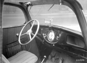 Skoda 420 (1936) - Interieur und Armaturenbrett Skoda 420 (1936) - Interieur und Armaturenbrett