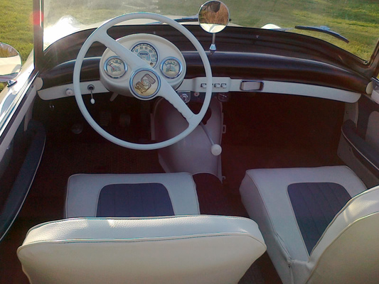 Skoda 440 Spartak Polytex Roadster (1955) - Cockpit