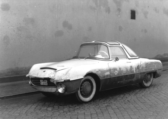 Skoda 440 Spartak Polytex Roadster (1956) - Unfallschaden nach einem Reifenplatzer