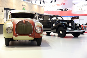 Skoda 935 (1935) - neben dem Skoda Superb auf dem Skoda-Stand - Rétromobile Paris 2014