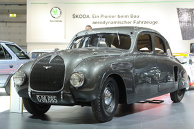 Skoda 935 Dynamic (1935) - aerodynamischer Wagen der Vorkriegszeit (Techno Classica 2017)