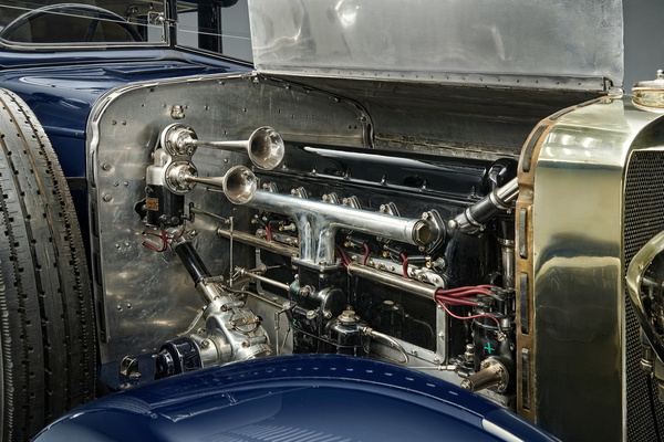 Image: Škoda Hispano-Suiza 25/100 hp (1928) - 6.6-liter six-cylinder engine with 100 hp