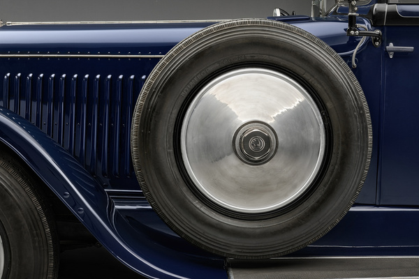 Image: Škoda Hispano-Suiza 25/100 PS (1928) - one of two spare wheels