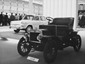 Skoda MB 1000 1965 – Laurin & Klement Automobil von 1905 im Vordergrund