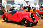Bild: Skoda Popular (1935) - mit Transaxle-Getriebe-Anordnung, 85 km/h schnell - Techno Classica 2016