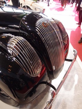Skoda Popular Monte Carlo (1936) – Art Déco aus Tschechien: Scheinwerfer hinter Gittern und Wasserfallgrill