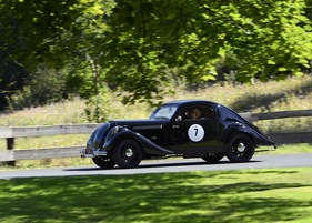 Skoda Popular Monte Carlo 909 (1937) - an der Rallye Historique anlässlich der Schloss Bensberg Classics 2012