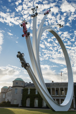 Skulptur zu Ehren Bernie Ecclestones - Goodwood Festival of Speed 2017