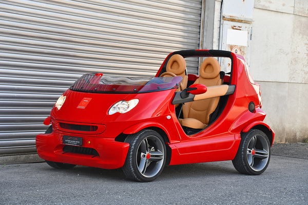 Smart Crossblade "Pilota Ferrari" (2002) - als Lot 132 an der Versteigerung der Oldtimer Galerie Toffen am 15. Oktober 2022